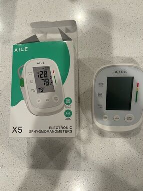 Aile X5 White Electronic Blood Pressure Monitor Like New. No sleeve included